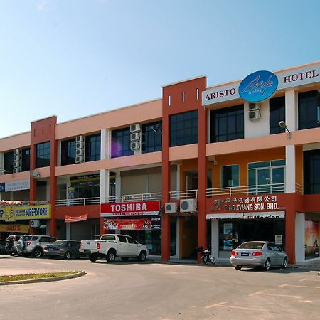 Aristo Hotel Putatan Кота-Кинабалу Экстерьер фото